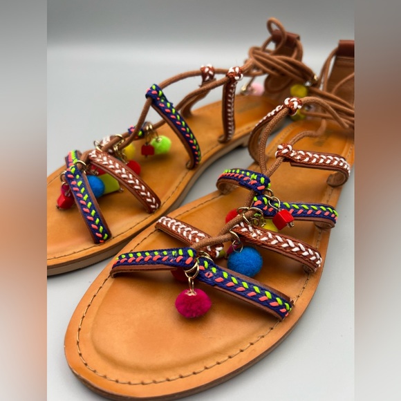 Pom Pom sandals - Picture 2 of 8
